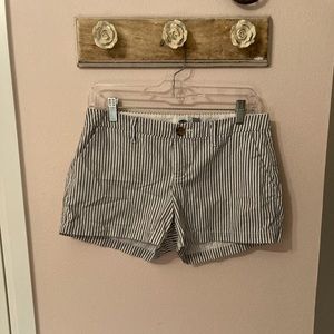 Old Navy striped shorts!!